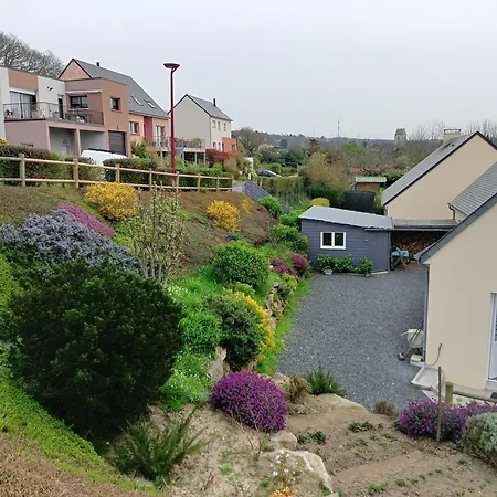 Le Du Domaine Du Cotis Feriehus *